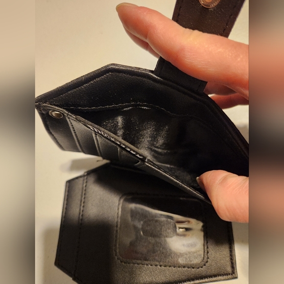 Kreepsville 666 Gothic Black Embossed Coffin Wallet - Picture 9 of 11